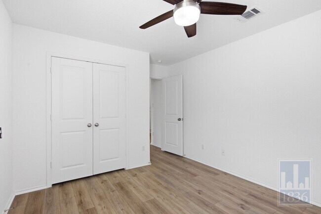 Building Photo - 5913 Toscana Trace