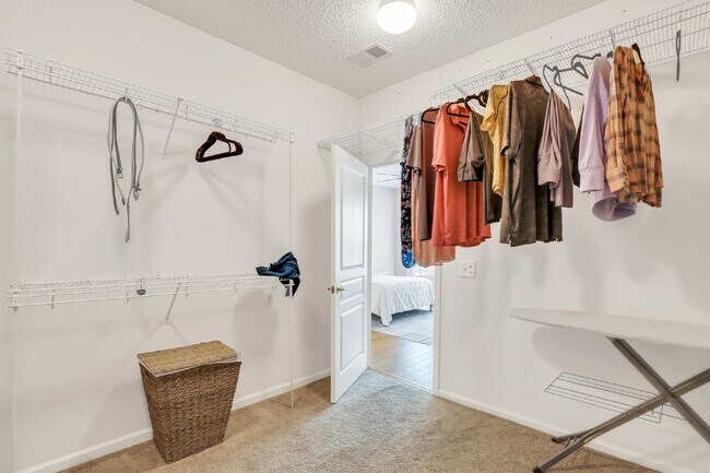 Building Photo - "Charming 2 Bed, 2 Bath with Den Rental Home in Sun City, SC - Spacious and Inviting!"