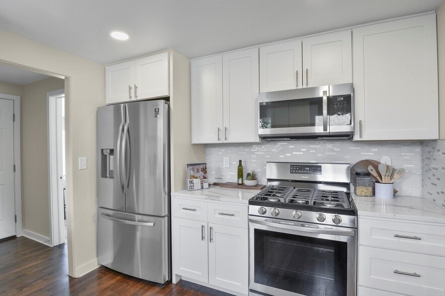 Building Photo - 4729 Meade St