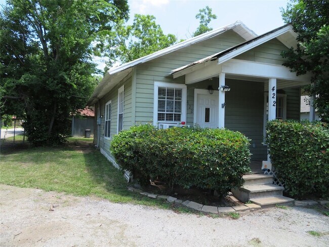 Building Photo - 422 Mill Ave