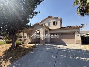 Building Photo - Spacious Marysville 5bd/3ba Home With Loft Area!