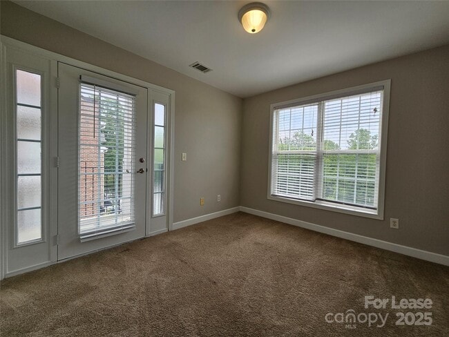 Building Photo - 8728 Arbor Creek Dr