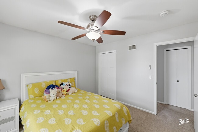 Building Photo - 750 Dunhill Dr