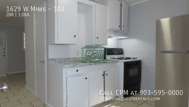 Building Photo - 1629 W Mims St