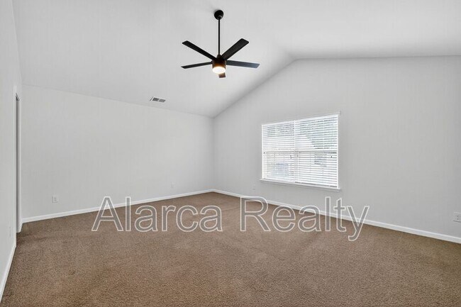 Building Photo - 4019 John Dale Ln