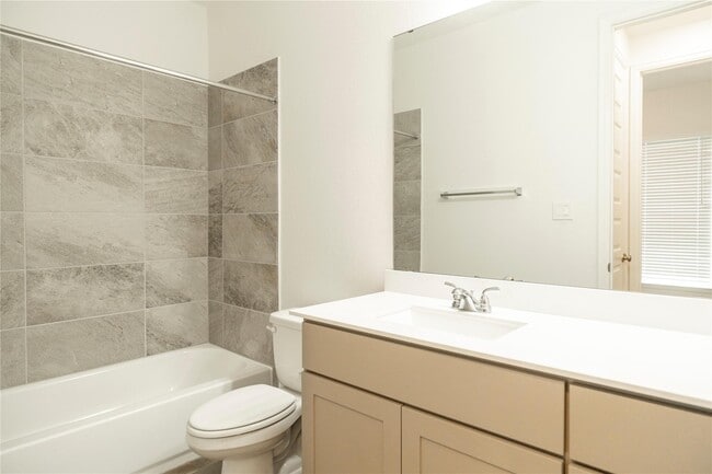 Building Photo - 31410 Golden Cliffs Ln