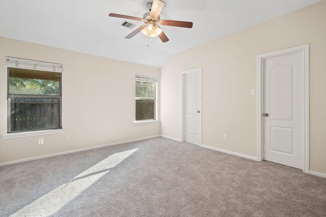 Building Photo - 3027 Lockeridge Village Dr