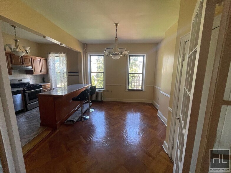Primary Photo - BRADFORD STREET XXL 1BD