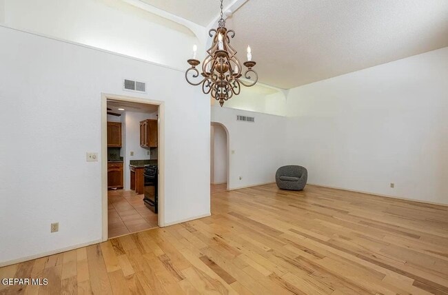 Building Photo - 6564 Brisa Del Mar Dr