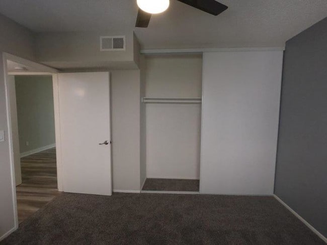 Building Photo - 1 bedroom in Sherman Oaks CA 91411