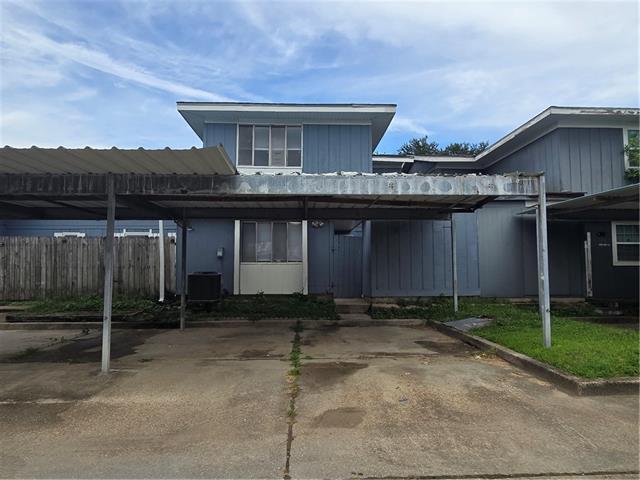 Building Photo - 305 E Club Dr