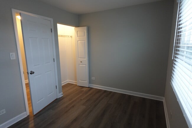 Building Photo - 7956 164th Ct