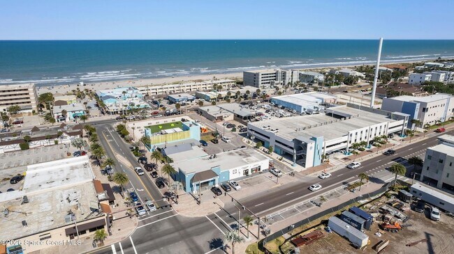 Building Photo - 4105 Ocean Beach Blvd