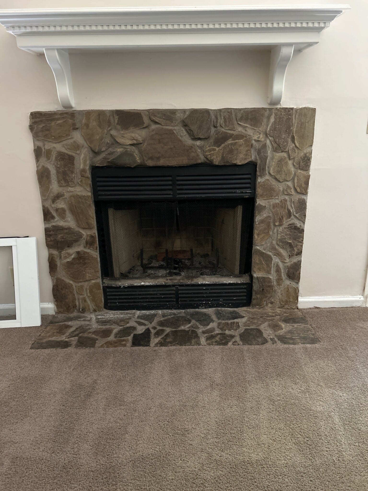 Building Photo - 105 Crestwood Ct
