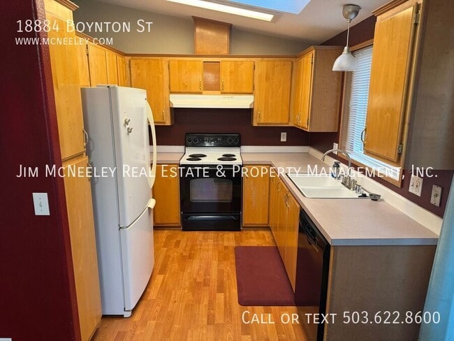 Building Photo - 18884 Boynton St