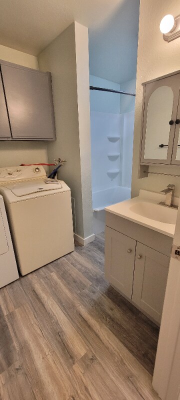 Building Photo - 102 W Basic Rd