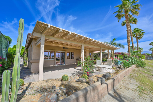 Building Photo - 45218 Coeur Dalene Dr