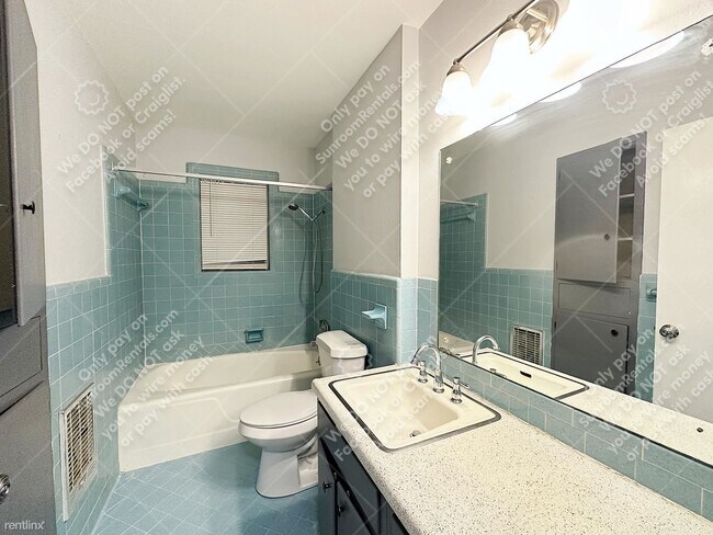 Building Photo - 2 br, 1 bath Duplex - 254 Sunnyland Dr