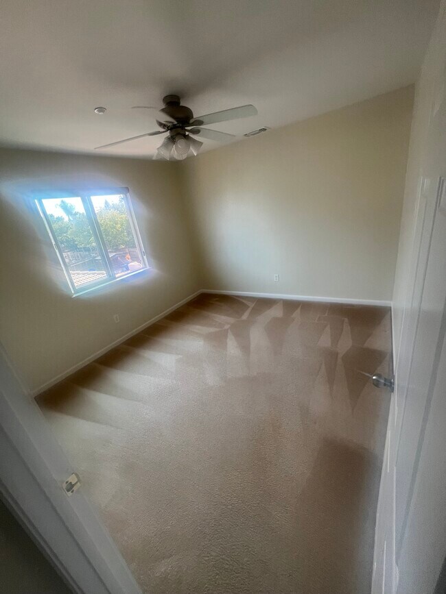 Building Photo - 1848 Blowers Dr