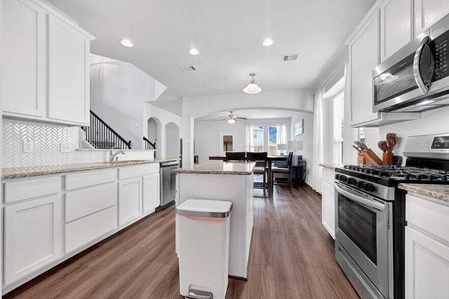 Building Photo - 5304 Cascade Ct