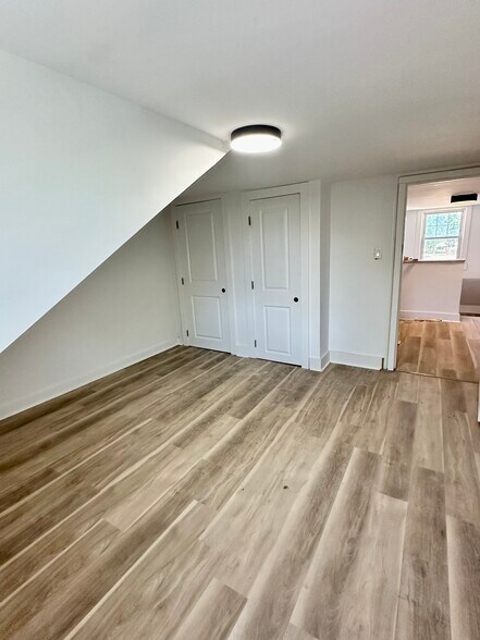 BR 1 with 2 walk in closets - 328 High St