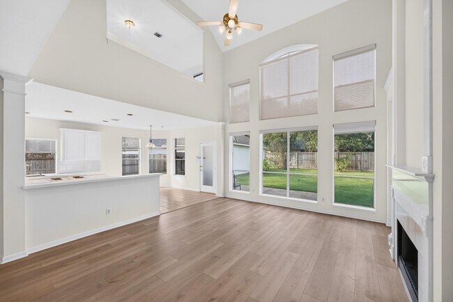 Building Photo - 1727 Emma Cove Ct