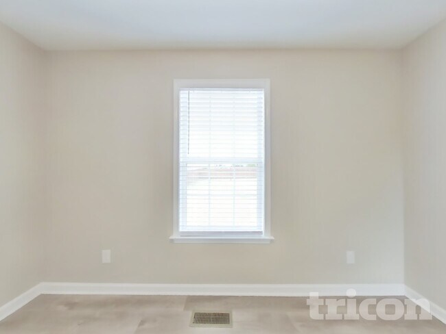 Building Photo - 1908 Susan Rd