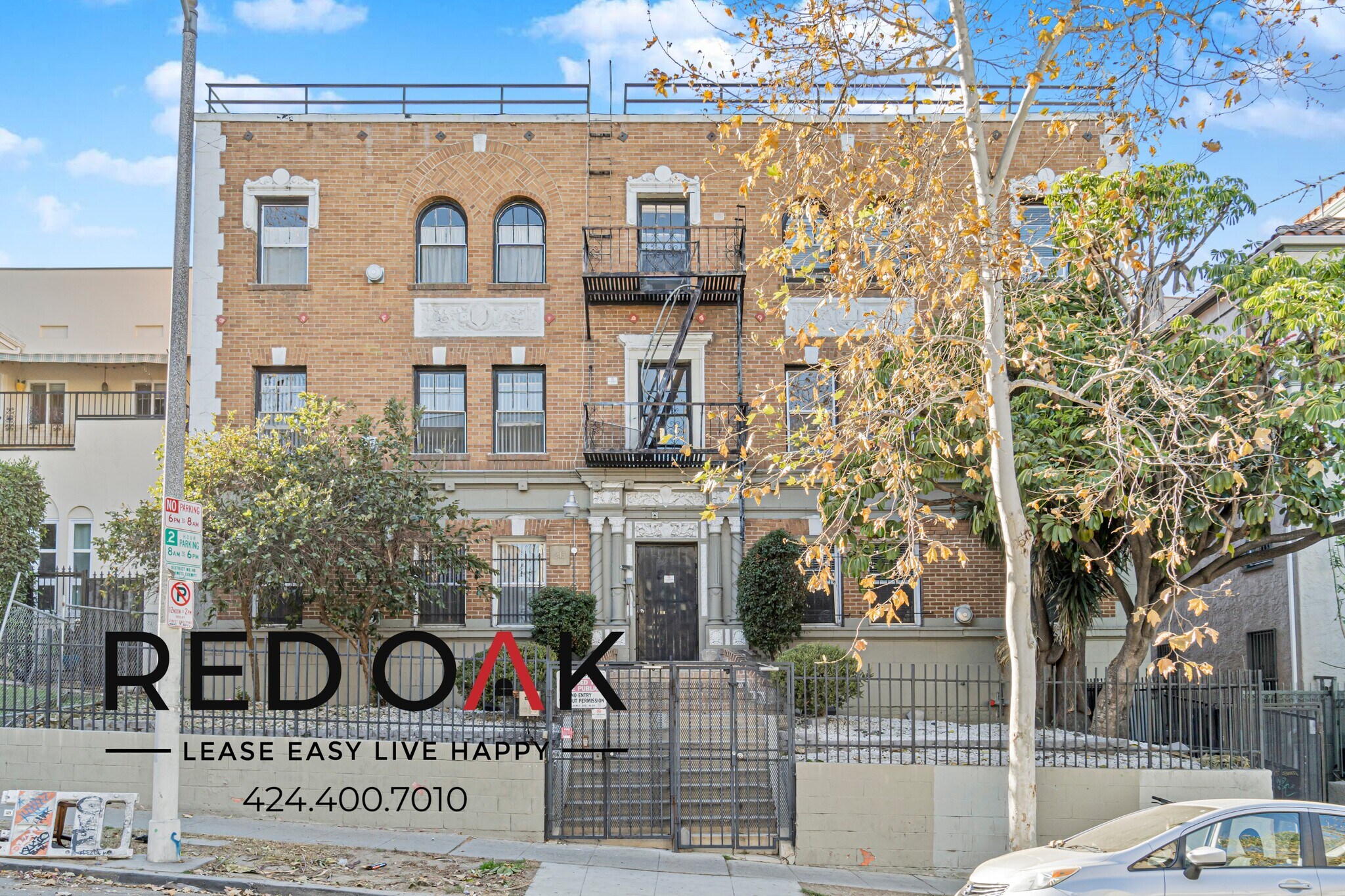 Building Photo - 245 N Kenmore Ave