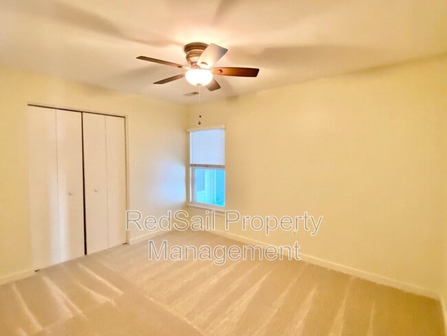 Building Photo - 212 Dockside Dr