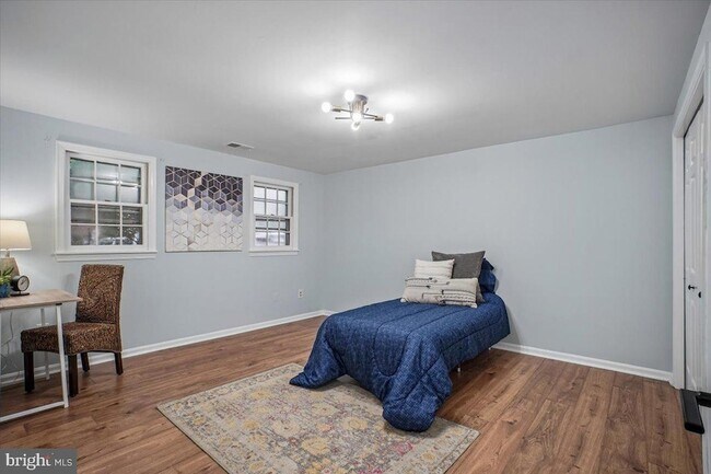 Building Photo - 10108 Ebenshire Ct