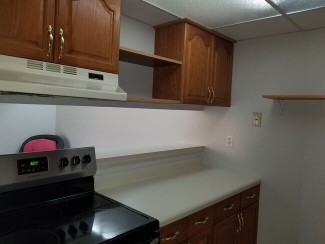 Building Photo - Condo 1 bedroom 1 bath
