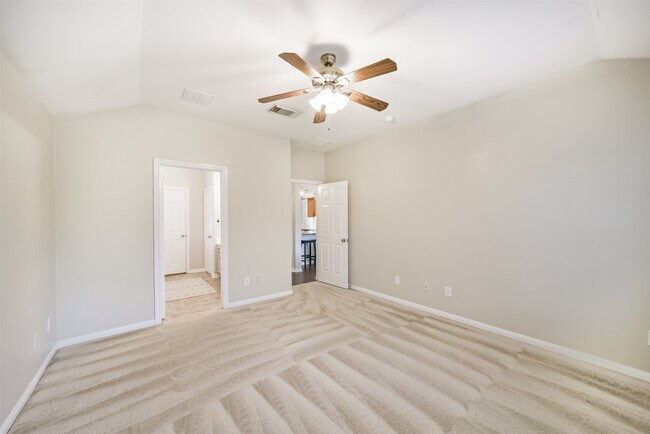 Building Photo - 22015 Falvel Dr