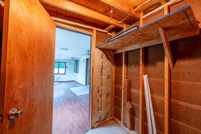 Building Photo - 2301 Winchester Dr