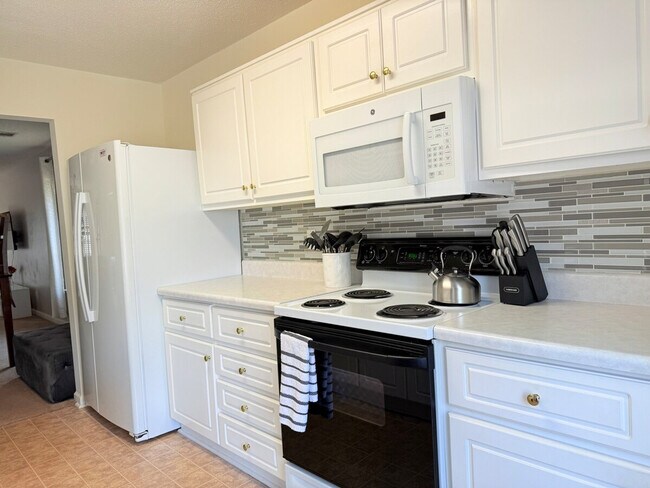 Building Photo - 148 Deer Hound Trail