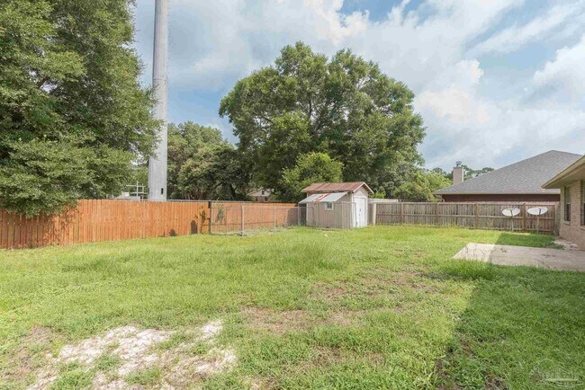Building Photo - 8770 Kennedy Dr