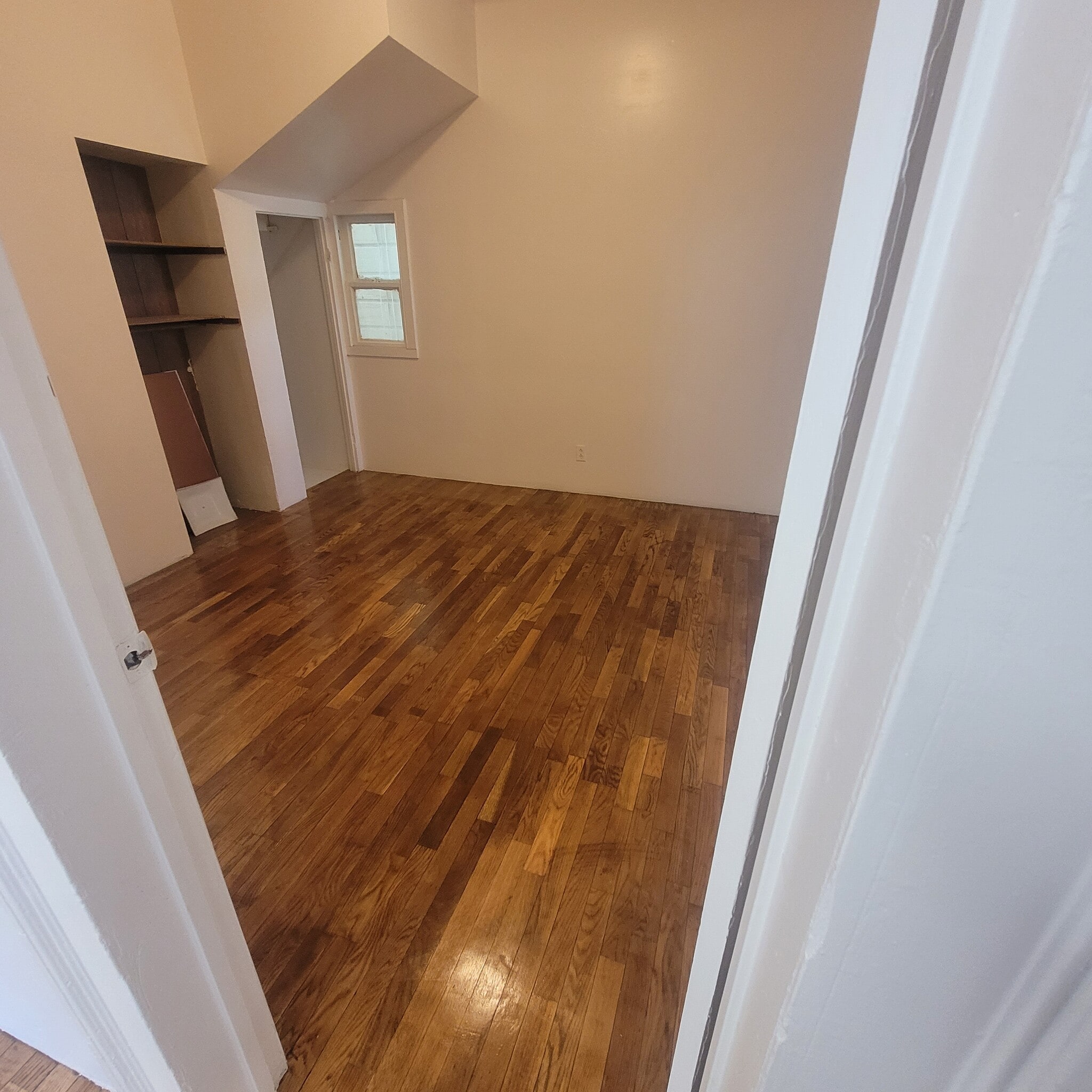 Building Photo - 914 Martin Luther King Jr Way