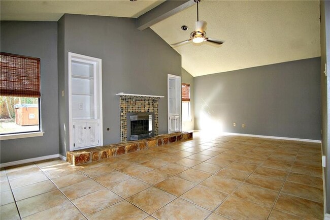 Building Photo - 6601 Colina Ln