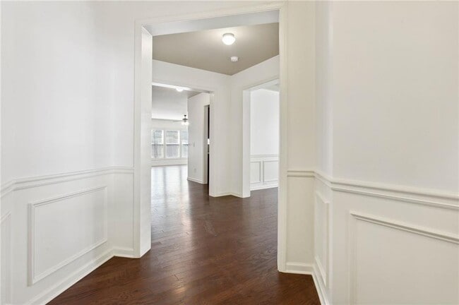 Building Photo - 655 Township Cir