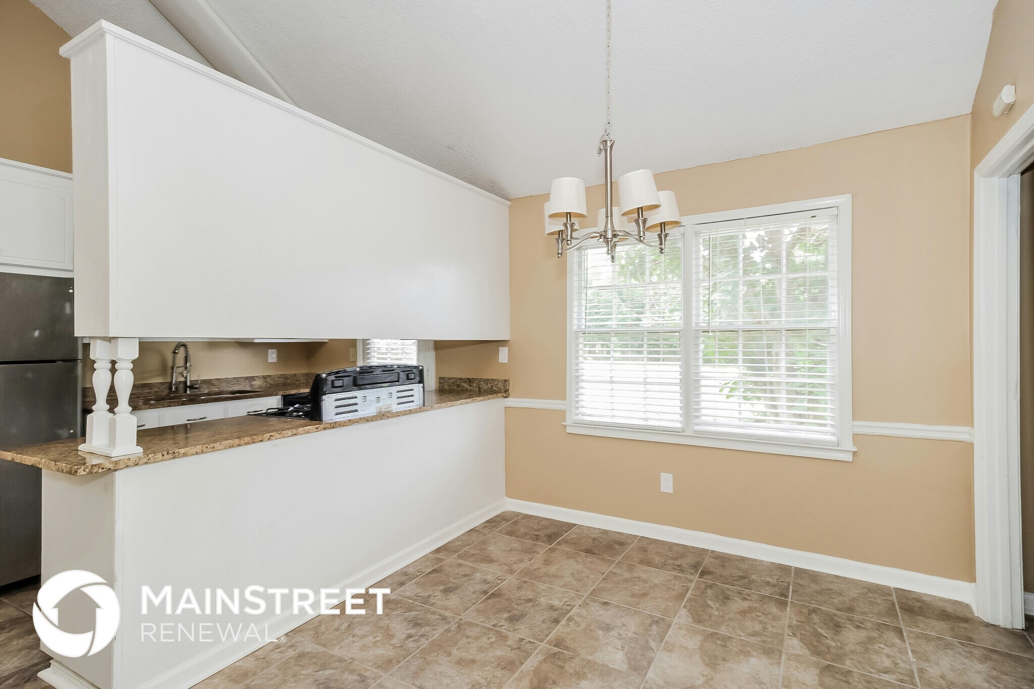 Building Photo - 55 Jennifer Ln