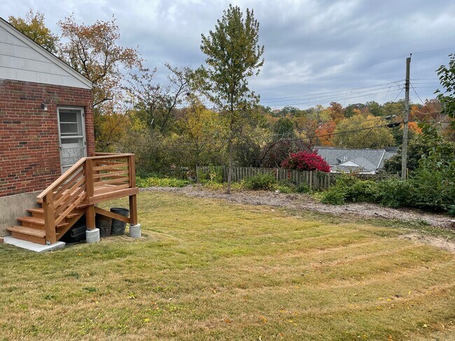 Building Photo - 9404 High Hill Ct