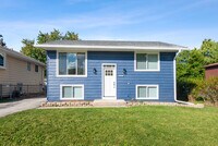 Building Photo - 16822 91st Ave