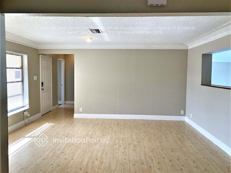 Building Photo - 225 NW 78th Terrace