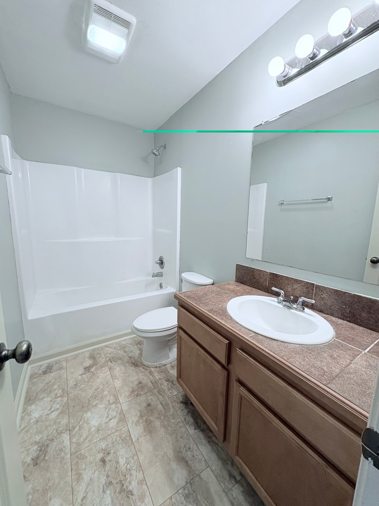 Building Photo - 1522 mclemore st