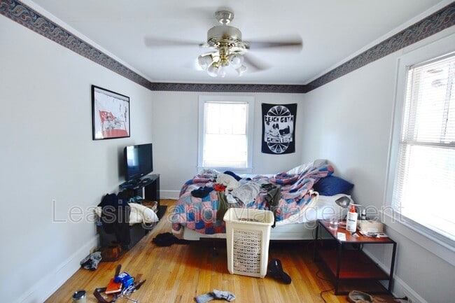 Building Photo - 223 Howle Ave