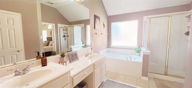 Building Photo - 10361 Balsam Dr