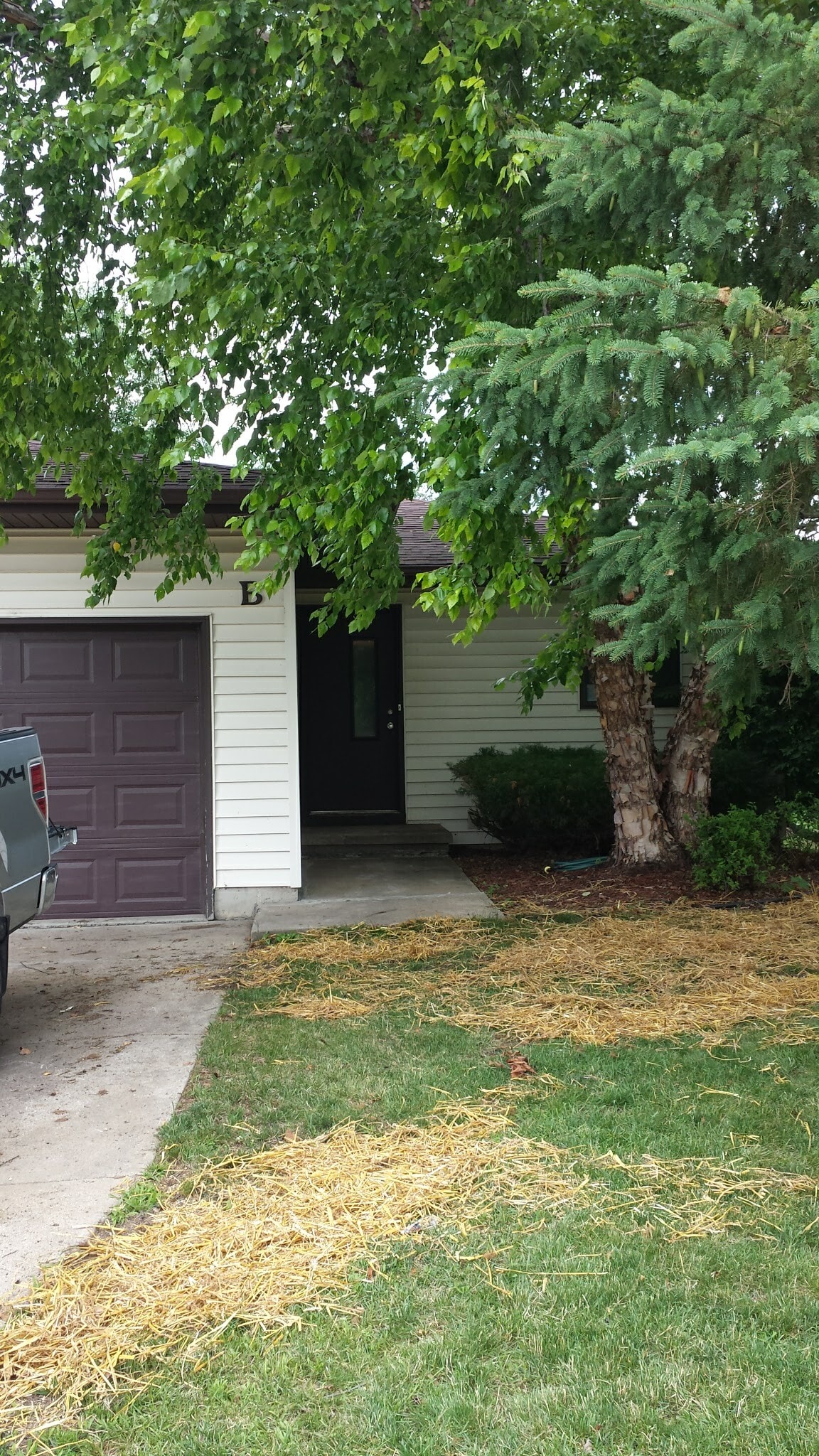 Building Photo - 731 Crawford Dr
