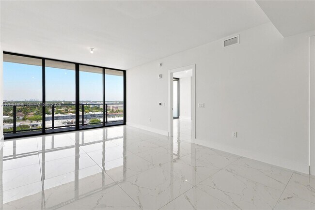 Building Photo - 1179 E Hallandale Beach Blvd