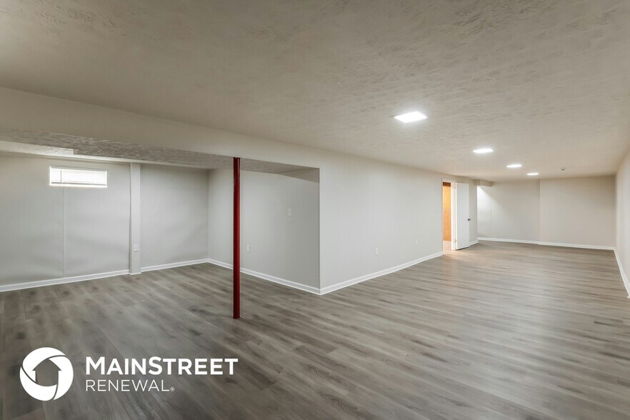 Building Photo - 5301 Sprucewood Dr