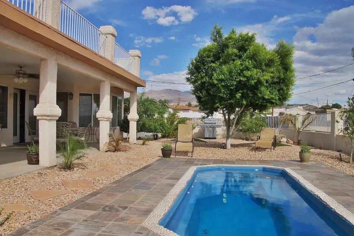 pool and backyard - 3640 Vega Dr