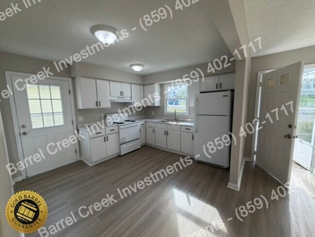 Building Photo - 417 A Earl St